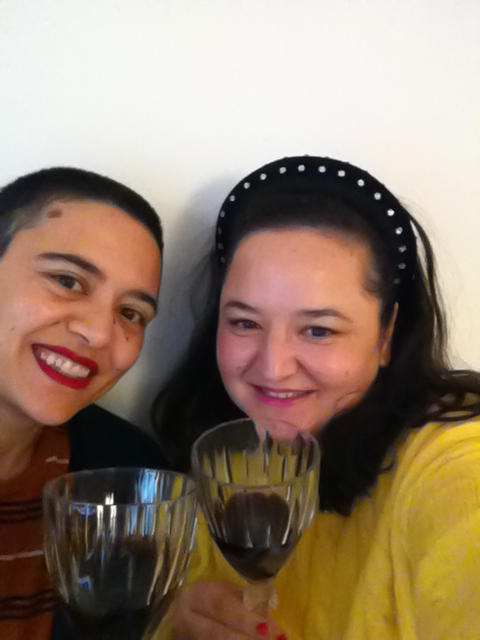 Blog-Here-We-Go-2020-Cheers-Hamide-Design-Studio Seda and Seyda in a selfie saying cheers with wine