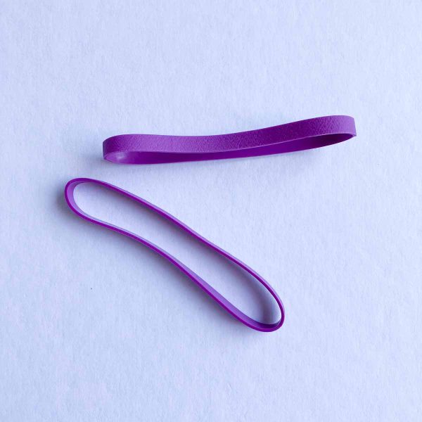 Elastic bands in purple